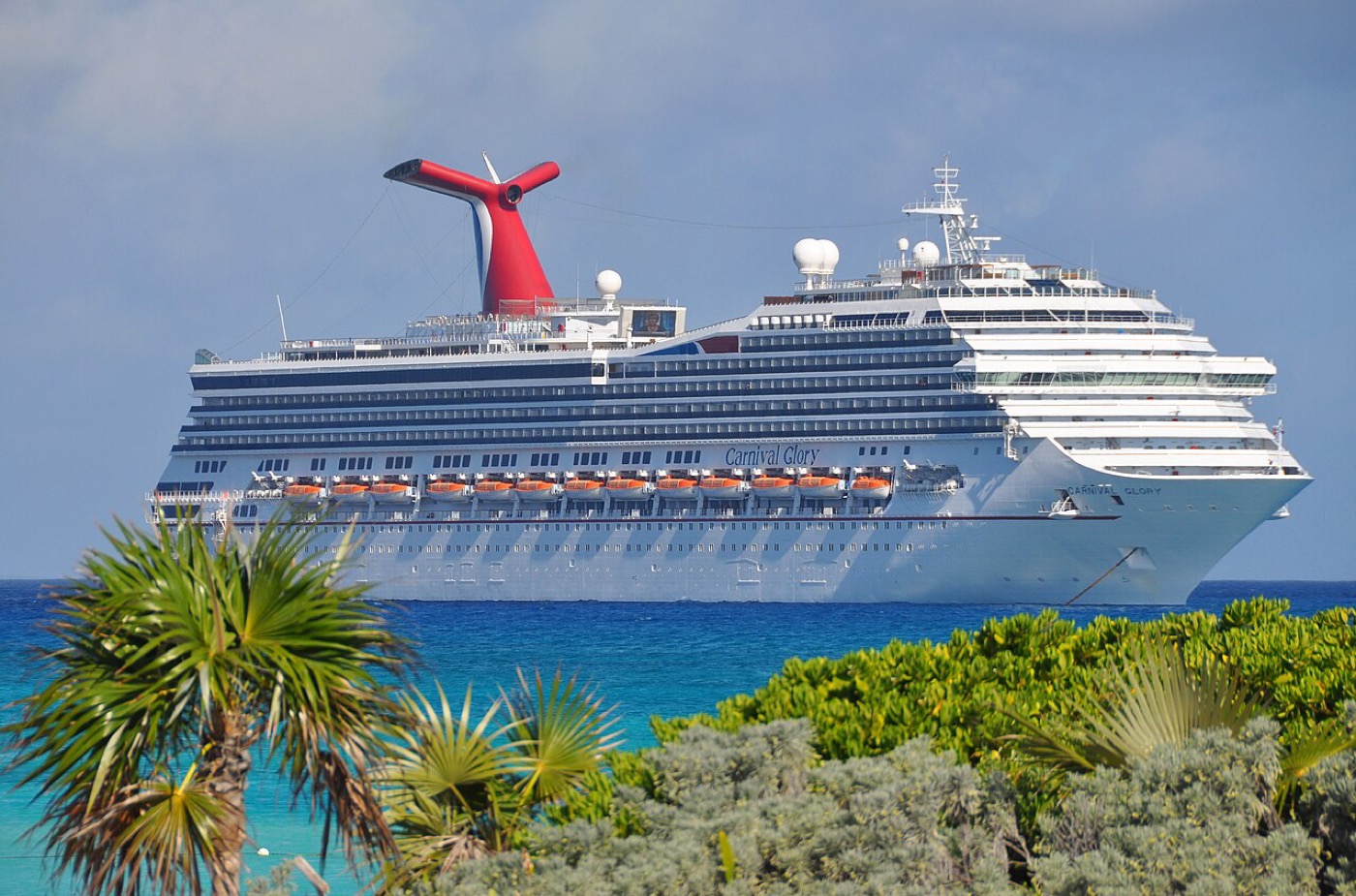 Real destination photograph of Half Moon Cay